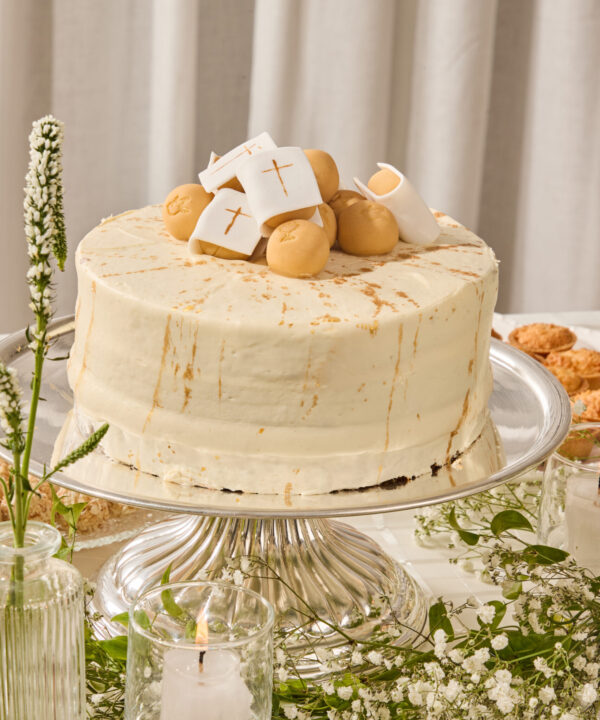 Naked Cake de Zanahoria Primera Comunión