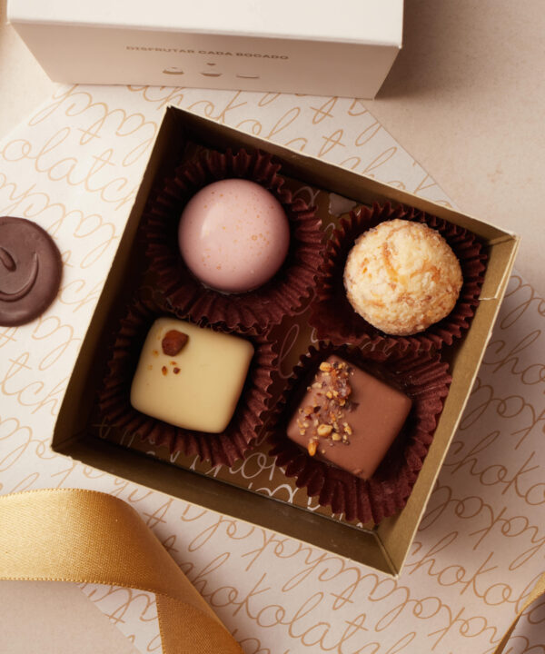 Caja de chocolates variados: 4 unidades