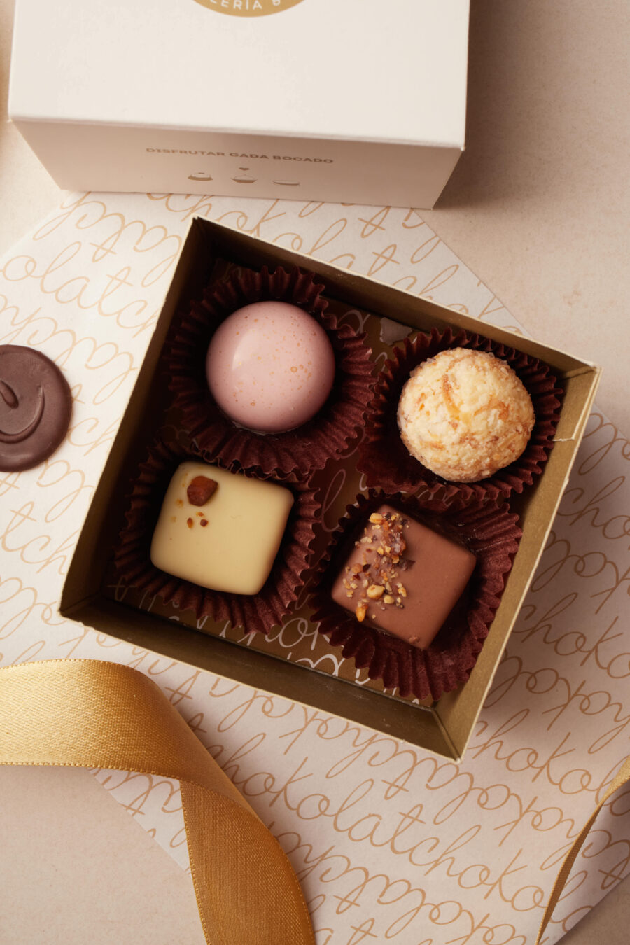 Caja de chocolates variados: 4 unidades
