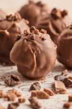Trufa de Caramelo, Flor de Sal y Nibs de Cacao