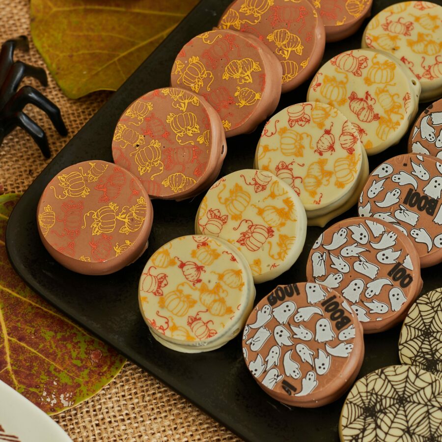 Oreos Bañadas en Chocolate de Halloween - Imagen 3