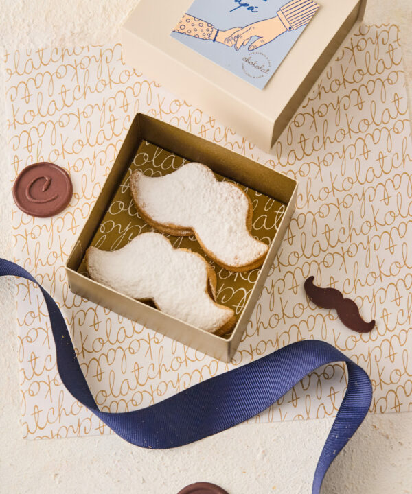 Alfajores de Bigote: 2 unidades.