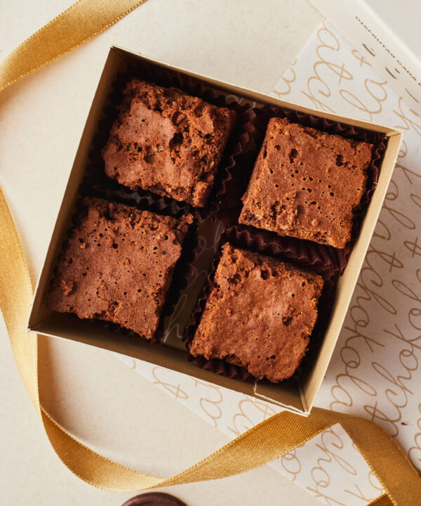 Cajas de Brownies Mini: 4 unidades.