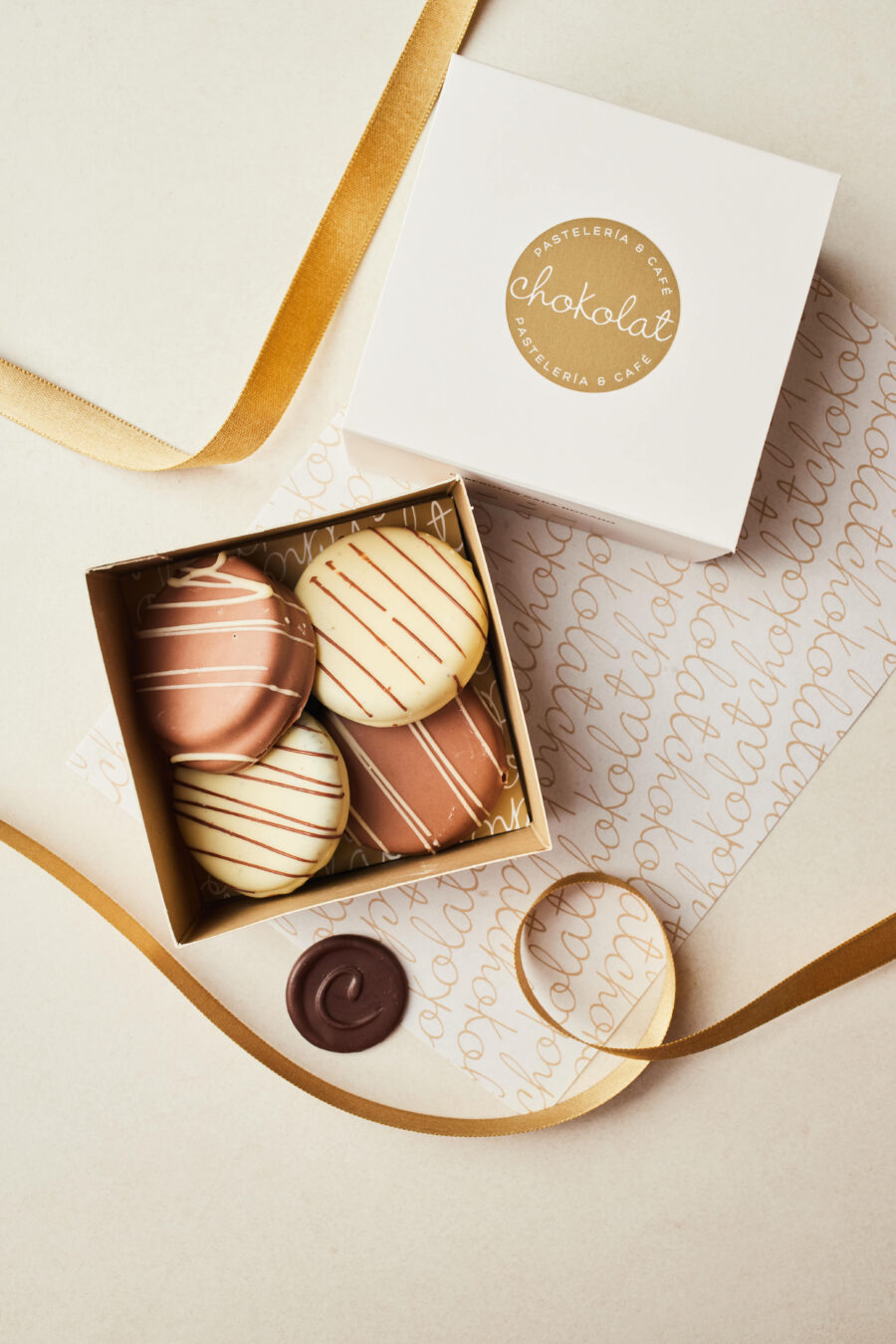 Cajas de Oreos bañadas en Chocolate: 4 o 15 unidades