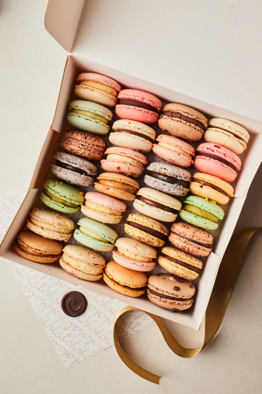 Caja de Macarons: 9, 14 o 28 unidades