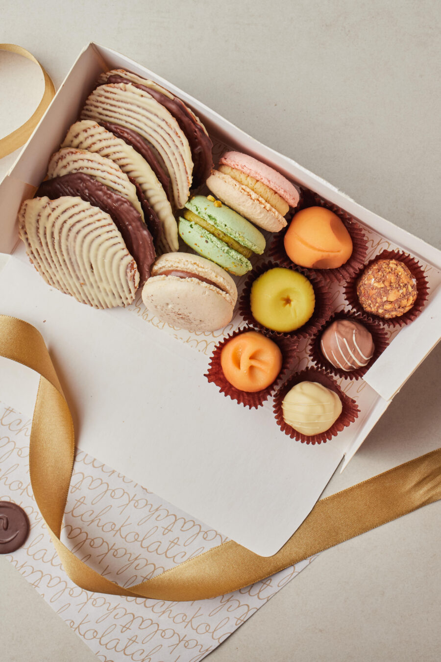 Caja de Dulces Variados: 19 unidades.