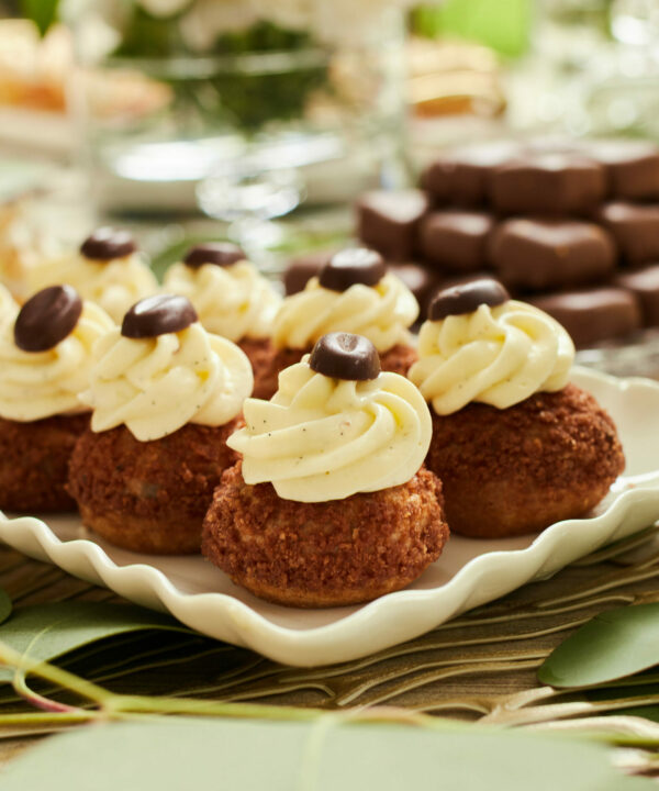 Profiterol de Tiramisú