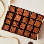 Cajas de Brownies Mini: 20 unidades.