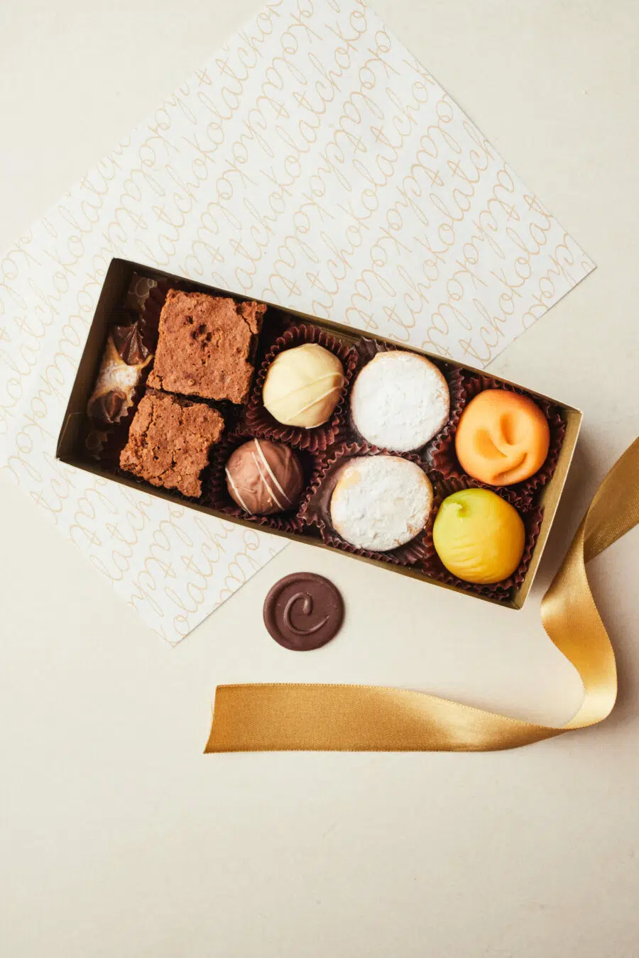 Caja de Dulces Variados: 9 unidades