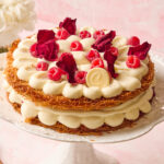Milhojas de Kataifi con Panacotta de Rosas y Frambruesas