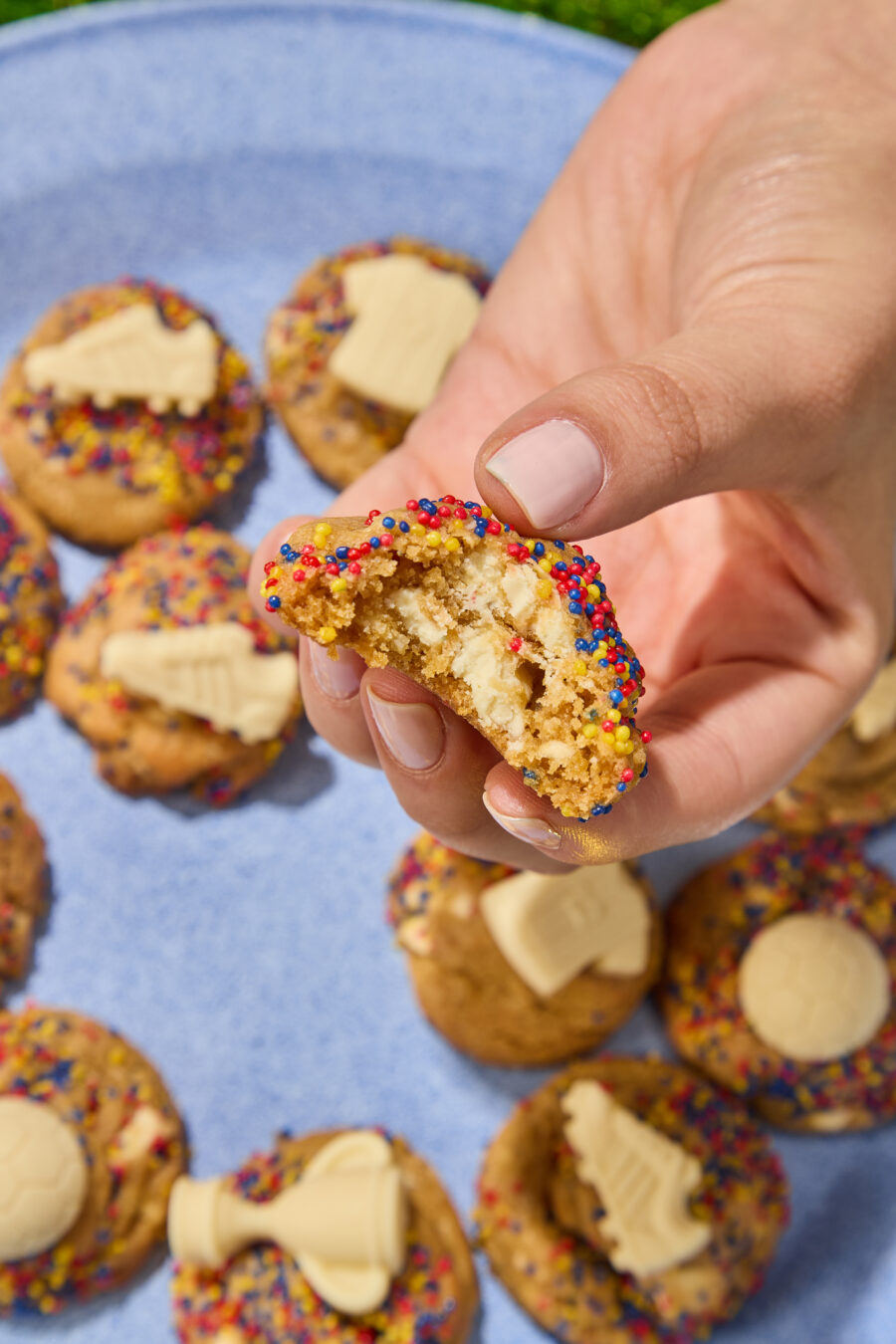 Galletas de Chocolate Blanco con Sprinkles Mundialista - Imagen 2