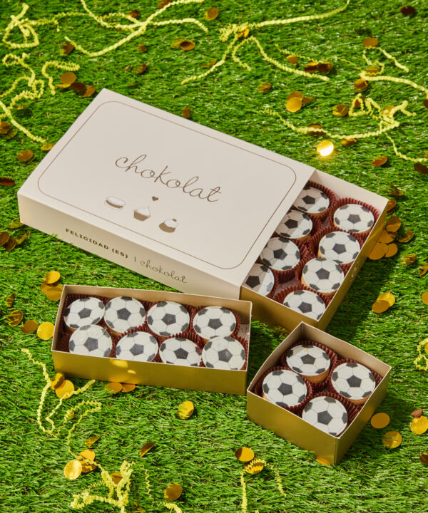 Alfajores Mundialistas: 4, 8 y 24 unidades.