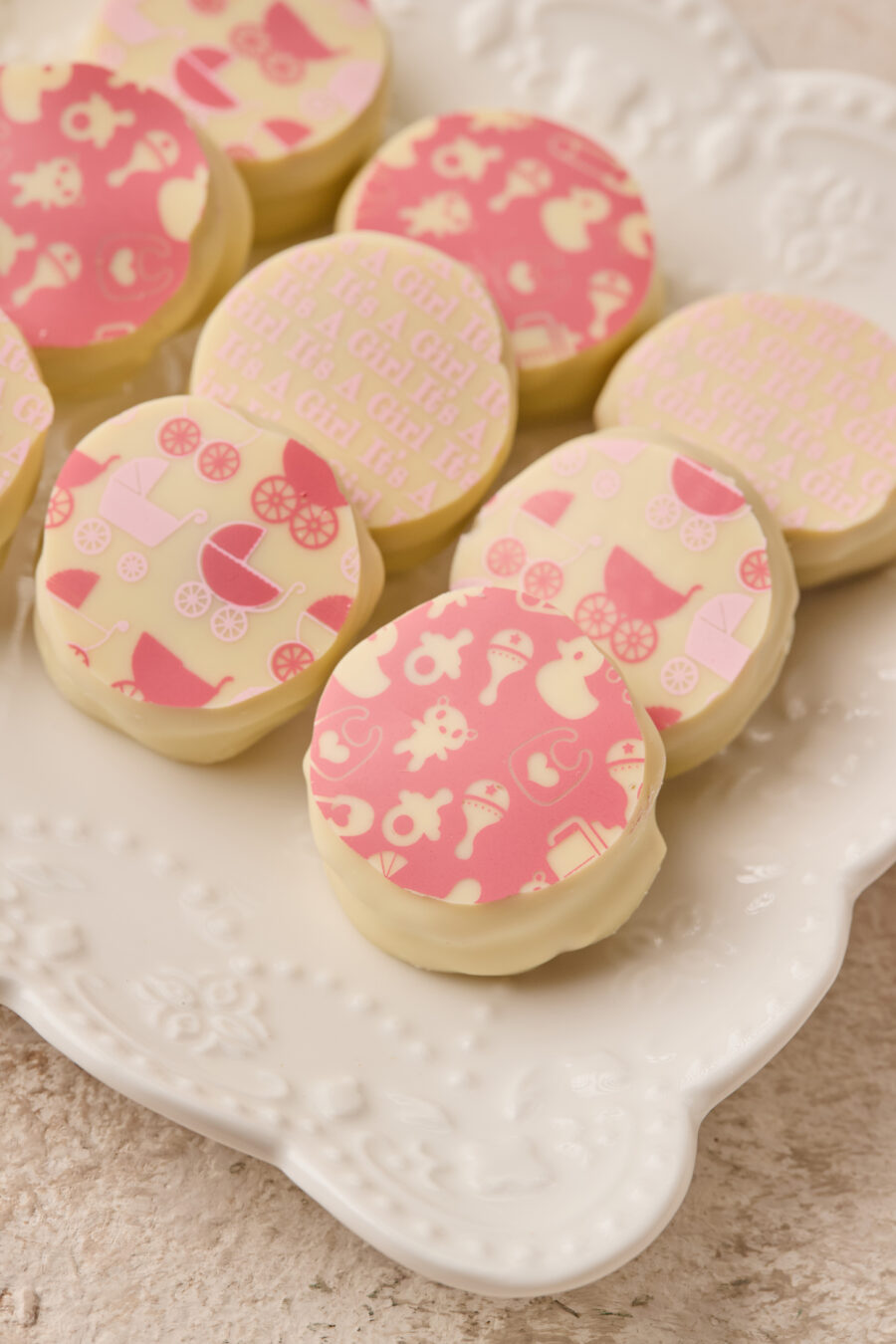 Alfajor de sal prieta baby girl - Imagen 3