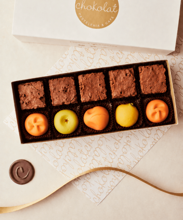 Caja de frutitas de maná y brownies: 10 unidades.
